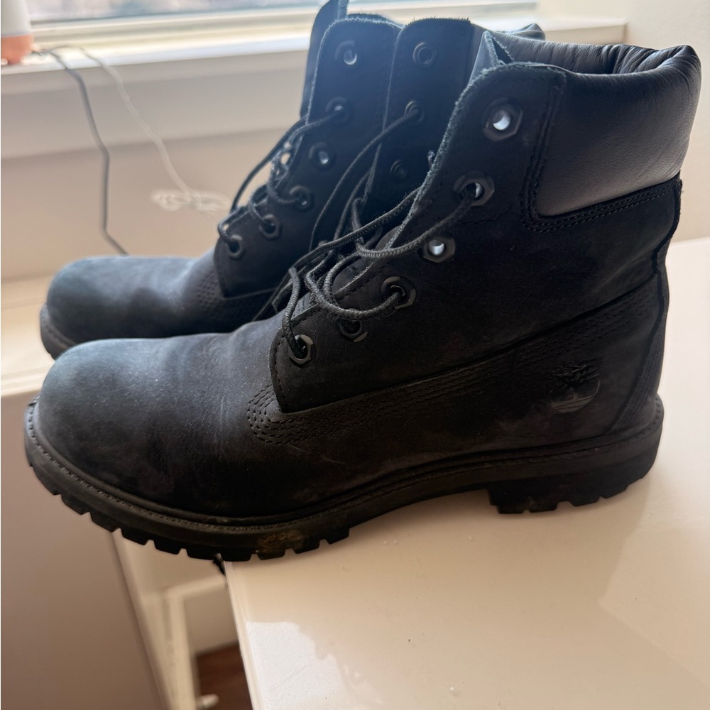 Black Timberland Boots - Lace-Up